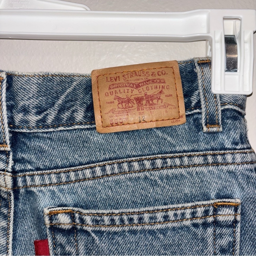 Levi's 550 Size 12 Relaxed Fit Blue Jeans - Picture 7 of 8